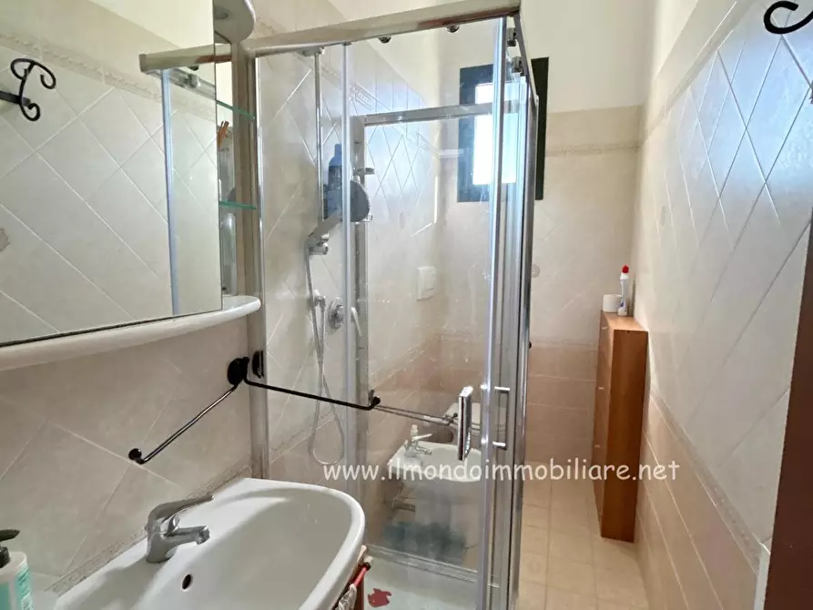 Immagine 11 di Appartamento in vendita  a Castellina Marittima