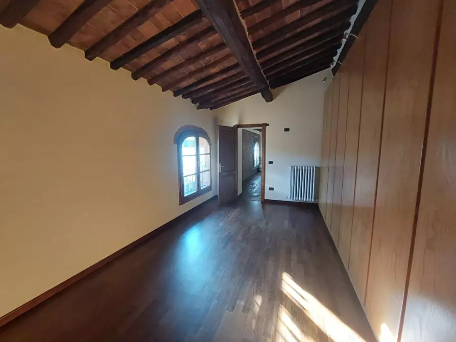 Immagine 15 di Appartamento in vendita  a Cascina