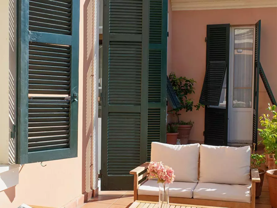 Immagine 13 di Villa in vendita  a Massa