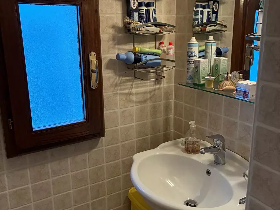 Immagine 17 di Appartamento in vendita  a Poggibonsi