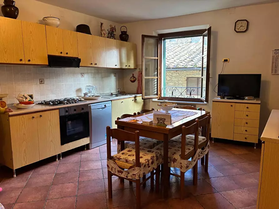 Immagine 2 di Appartamento in vendita  a Poggibonsi