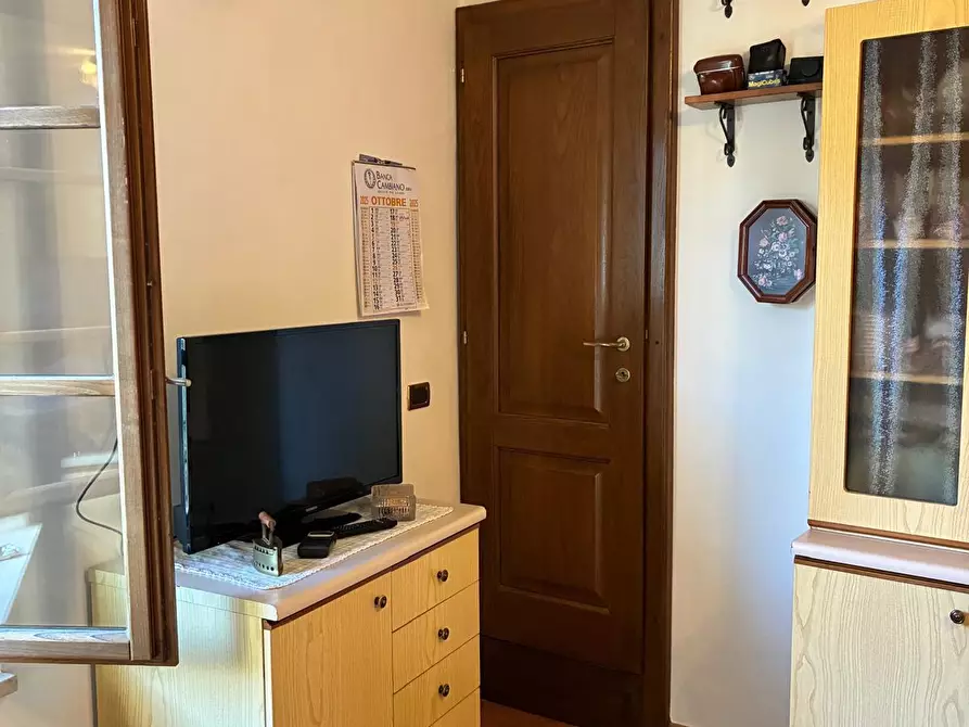 Immagine 8 di Appartamento in vendita  a Poggibonsi