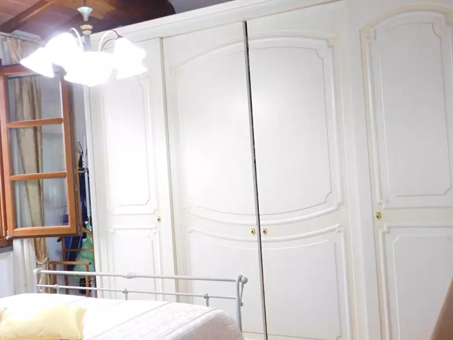 Immagine 13 di Villa in vendita  a Vecchiano