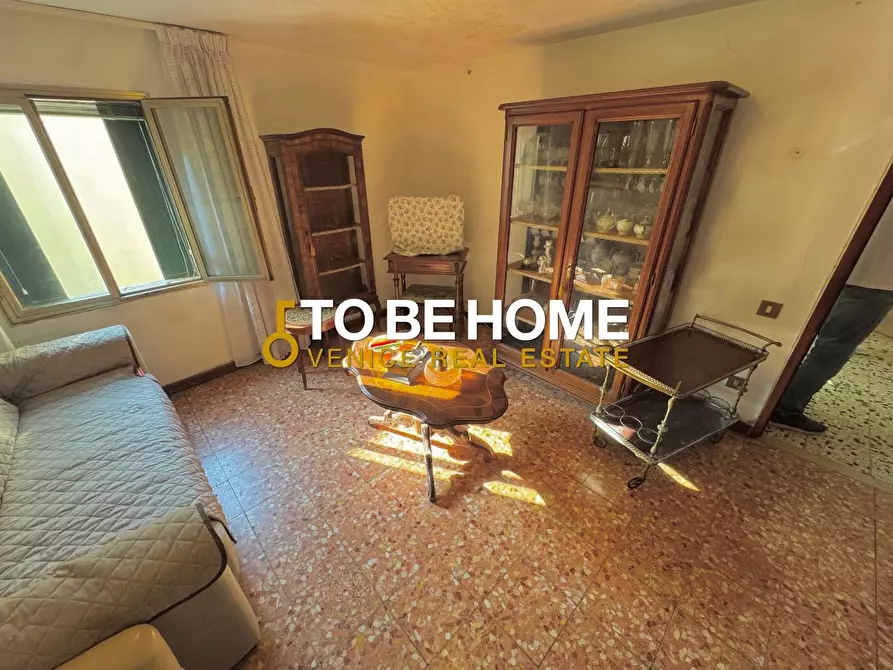 Immagine 2 di Appartamento in vendita  a Venezia