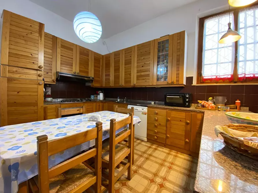 Immagine 4 di Casa indipendente in vendita  a Empoli