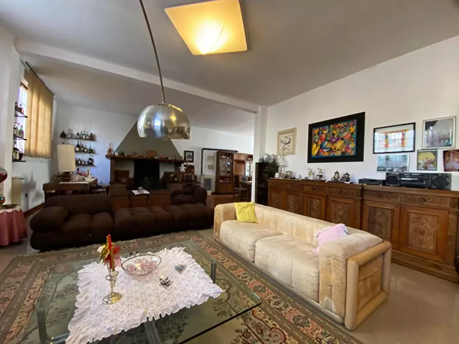 Immagine 11 di Casa indipendente in vendita  a Empoli