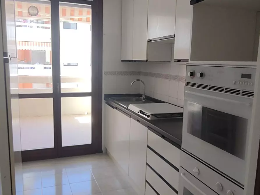 Immagine 1 di Appartamento in affitto  a Carrara