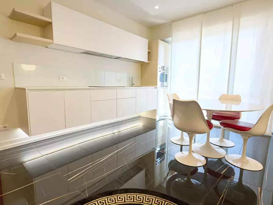 Immagine 2 di Appartamento in vendita  a Empoli