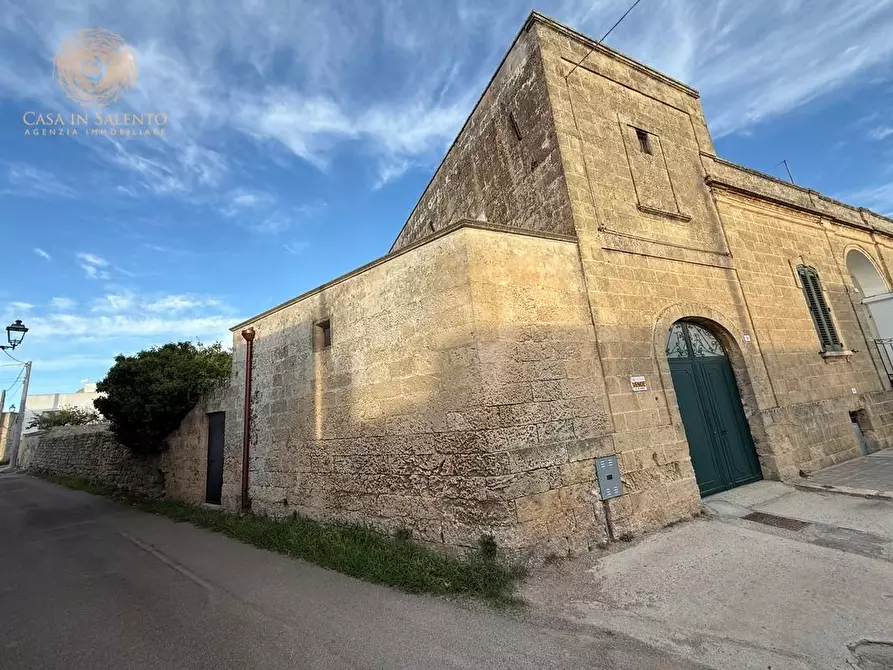 Immagine 4 di Casa indipendente in vendita  a Castrignano Del Capo