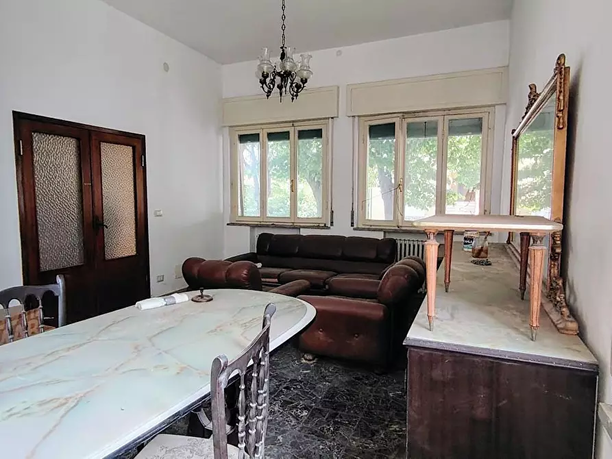 Immagine 11 di Casa indipendente in vendita  a Santa Maria A Monte