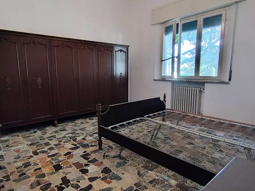 Immagine 14 di Casa indipendente in vendita  a Santa Maria A Monte