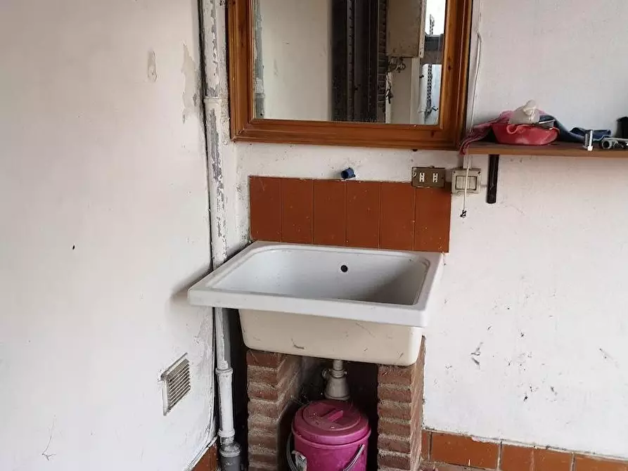 Immagine 10 di Appartamento in affitto  a Santa Maria A Monte