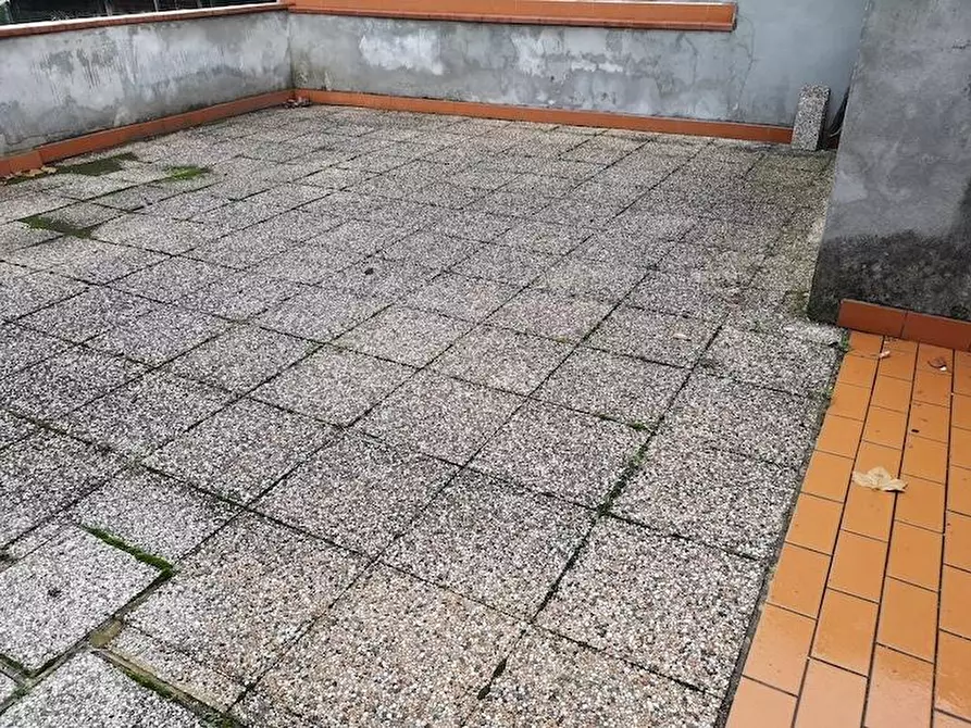 Immagine 12 di Appartamento in affitto  a Santa Maria A Monte