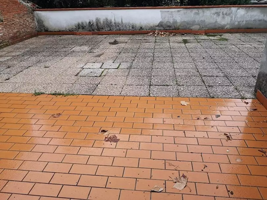 Immagine 11 di Appartamento in affitto  a Santa Maria A Monte