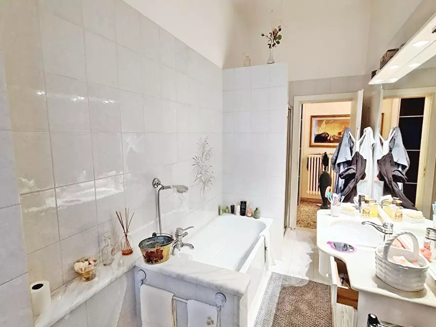 Immagine 15 di Appartamento in vendita  a Barberino Di Mugello