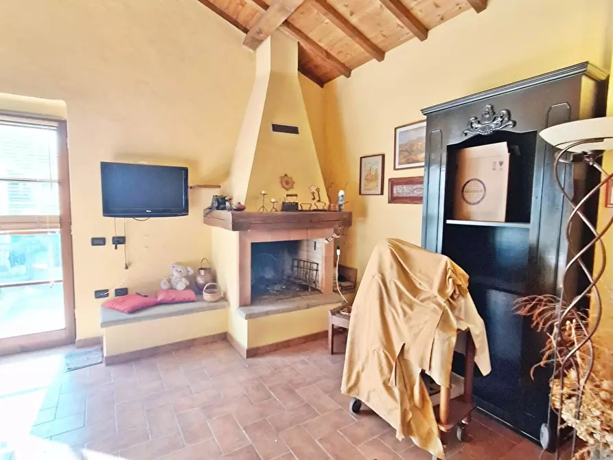 Immagine 5 di Appartamento in vendita  a Barberino Di Mugello