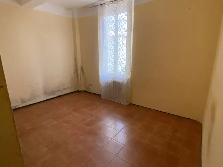 Immagine 4 di Appartamento in vendita  a Reggio Nell'emilia