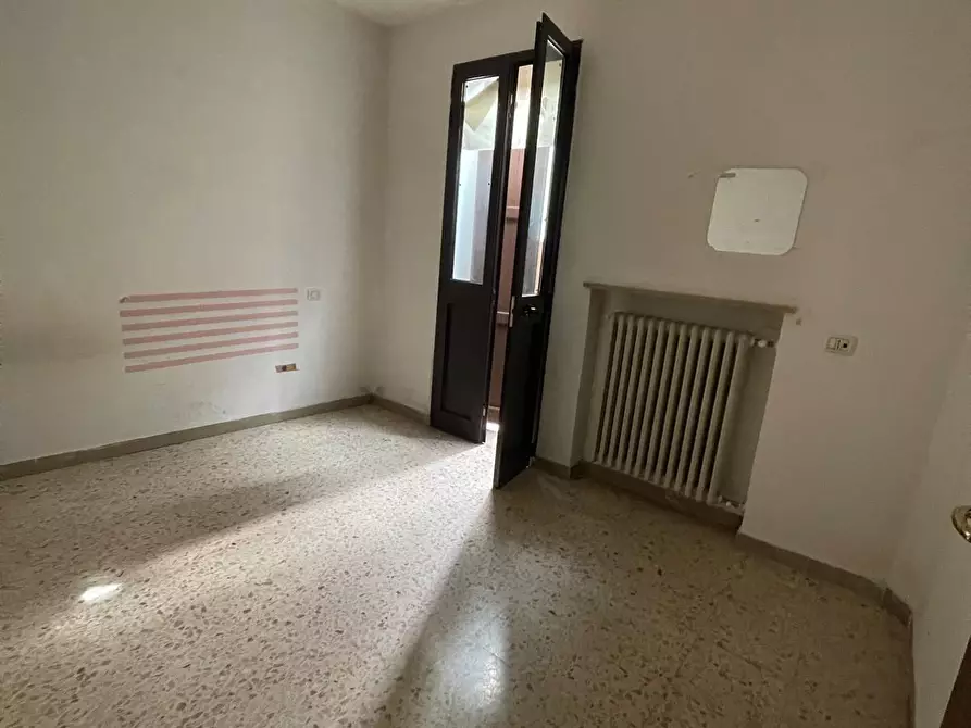 Immagine 2 di Appartamento in vendita  a Reggio Nell'emilia
