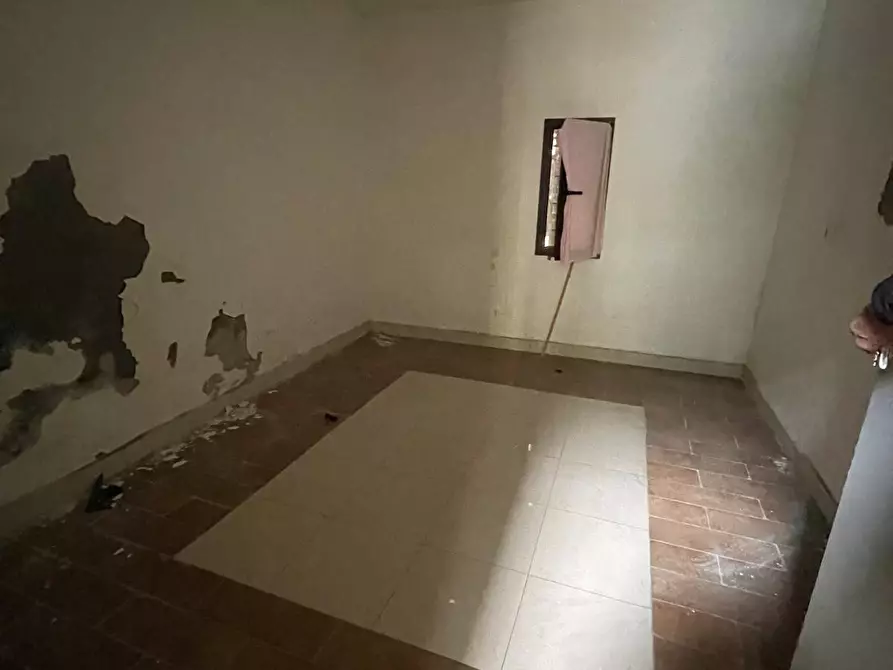 Immagine 4 di Appartamento in vendita  a Reggio Nell'emilia