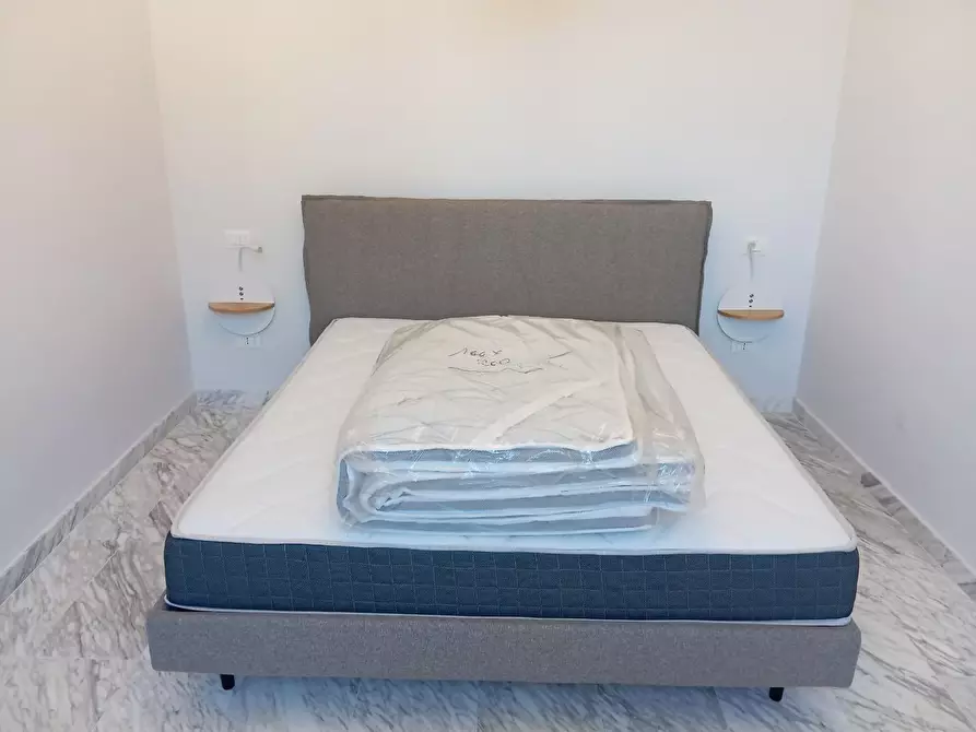 Immagine 5 di Appartamento in affitto  a Carrara