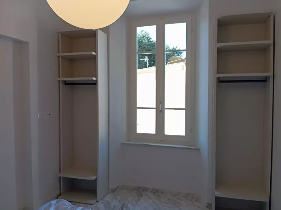 Immagine 6 di Appartamento in affitto  a Carrara