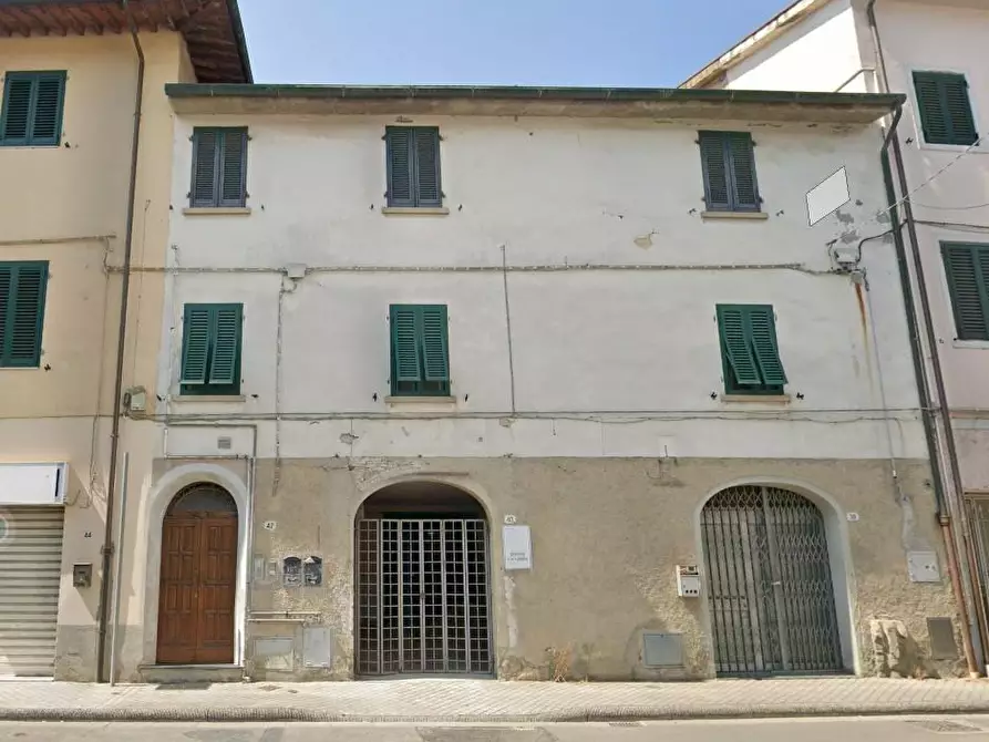 Immagine 1 di Ufficio in vendita  a Pontedera