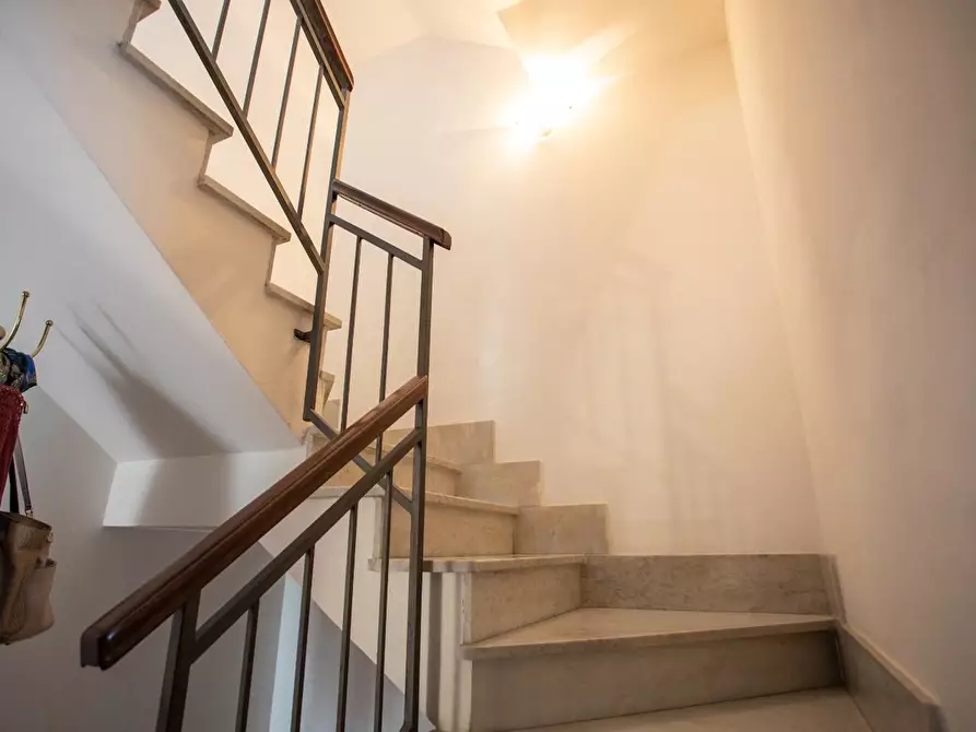 Immagine 15 di Casa bifamiliare in vendita  a San Giuliano Terme