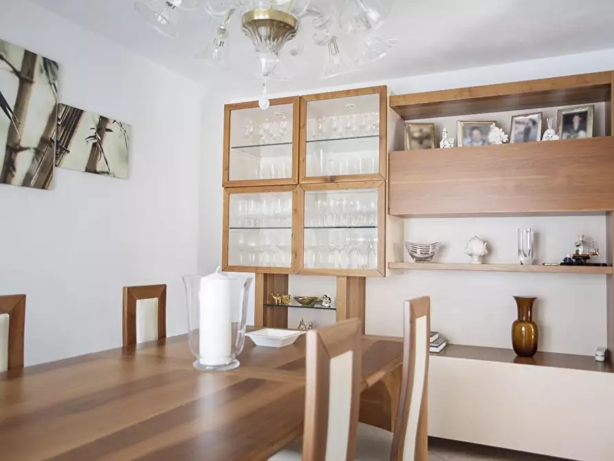 Immagine 9 di Casa bifamiliare in vendita  a San Giuliano Terme