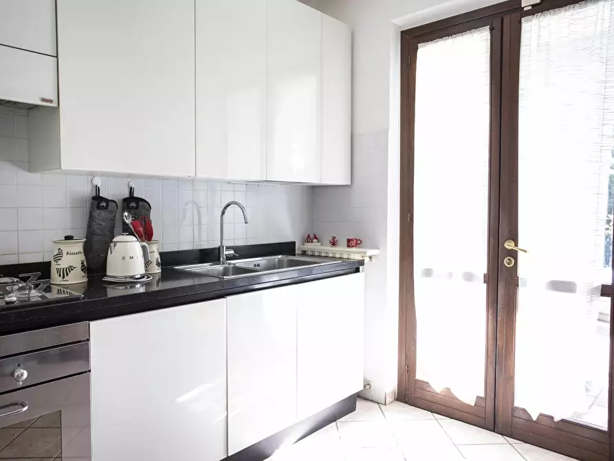 Immagine 11 di Casa bifamiliare in vendita  a San Giuliano Terme