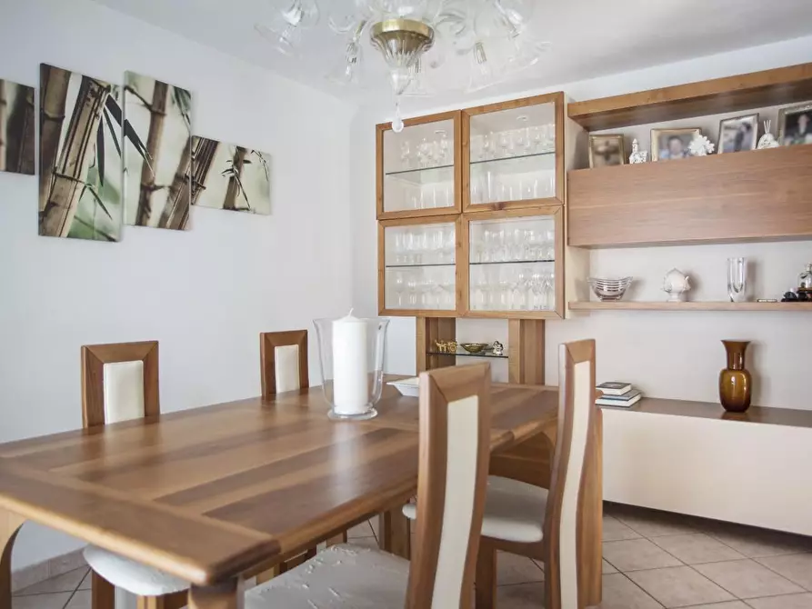 Immagine 6 di Casa bifamiliare in vendita  a San Giuliano Terme