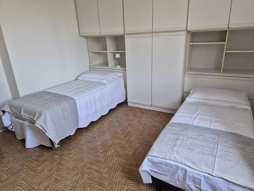Immagine 3 di Appartamento in affitto  a Carrara