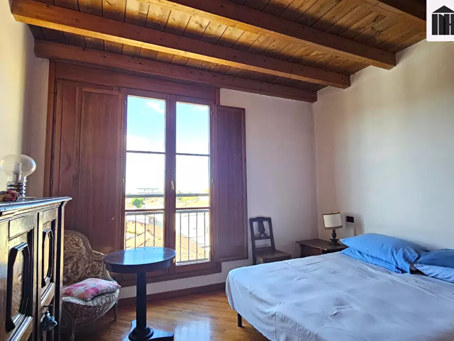 Immagine 15 di Mansarda in vendita  a Santa Croce Sull'arno