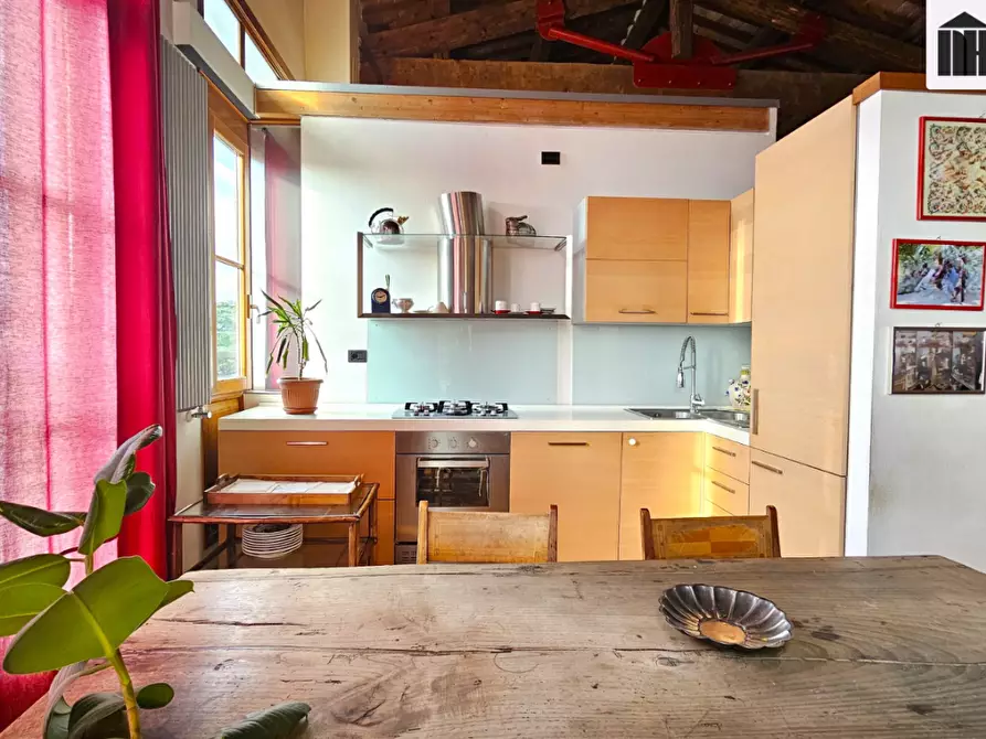 Immagine 7 di Mansarda in vendita  a Santa Croce Sull'arno