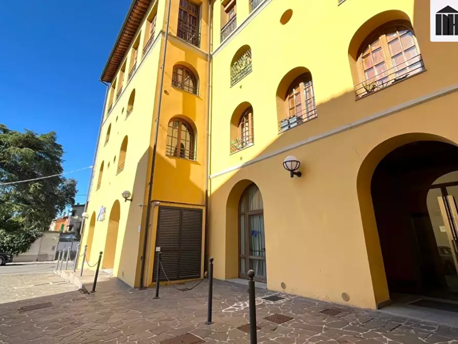 Immagine 33 di Mansarda in vendita  a Santa Croce Sull'arno