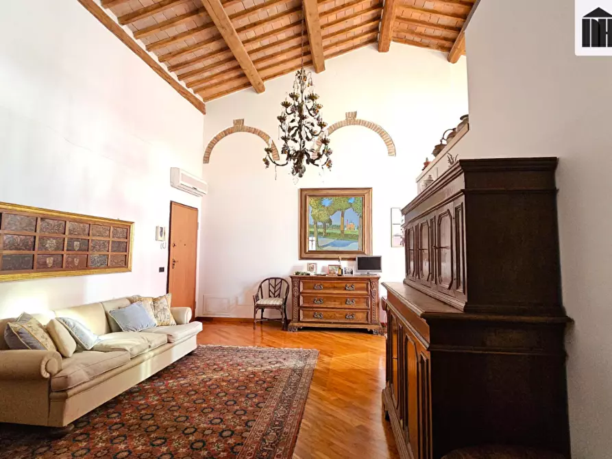 Immagine 2 di Mansarda in vendita  a Santa Croce Sull'arno