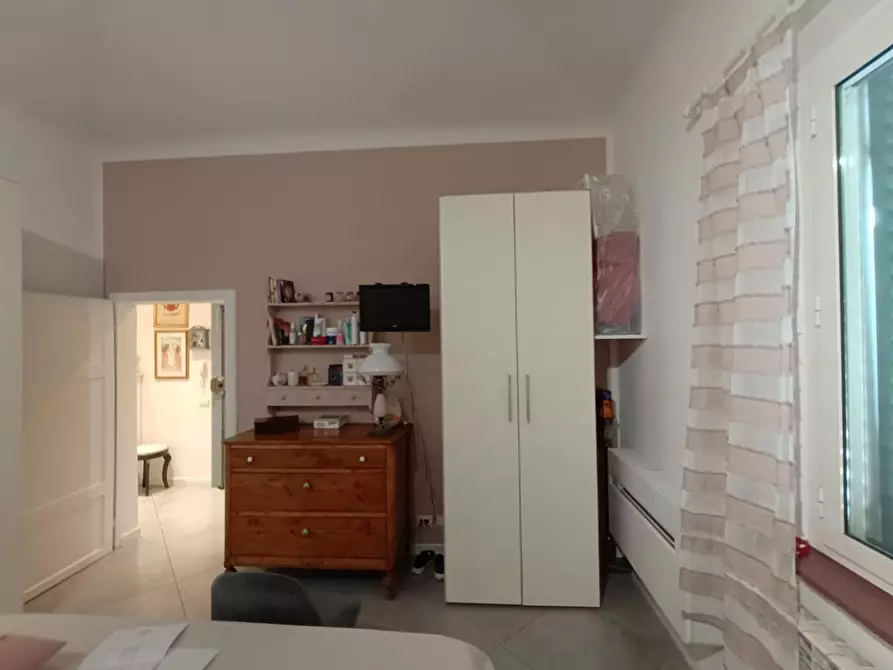 Immagine 14 di Appartamento in vendita  a Siena