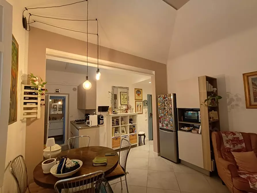 Immagine 2 di Appartamento in vendita  a Siena