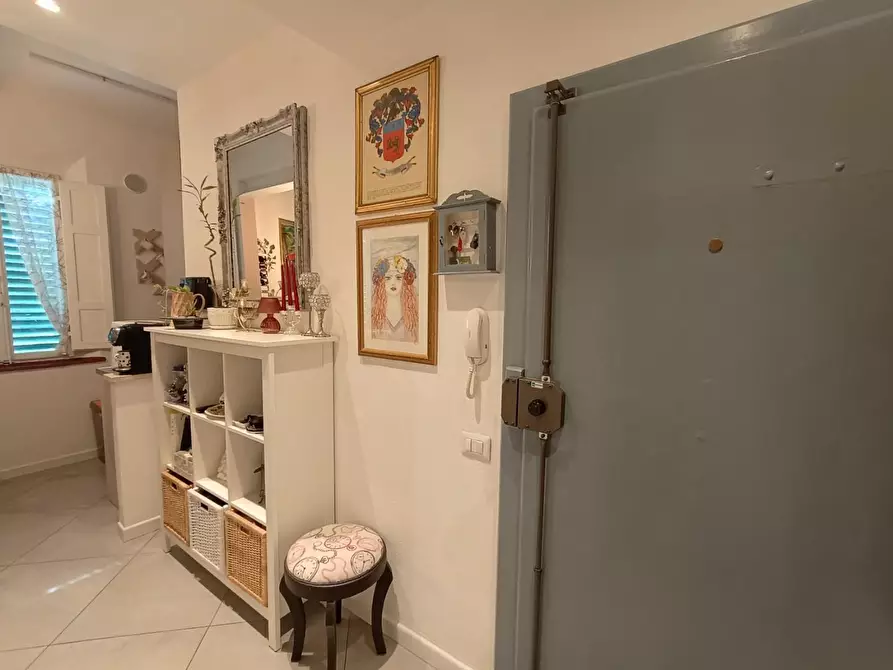 Immagine 8 di Appartamento in vendita  a Siena