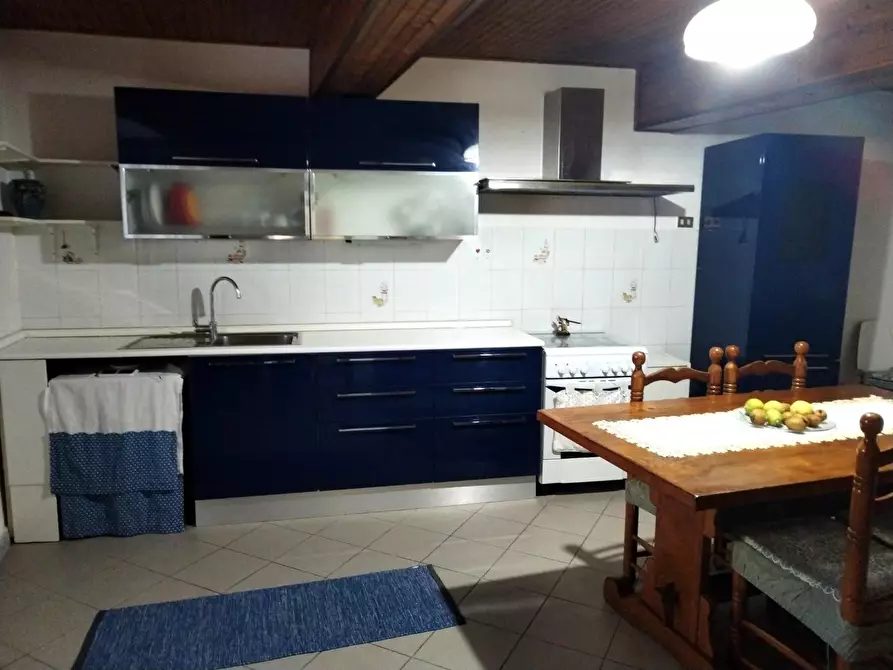 Immagine 30 di Terratetto in vendita  a Massa