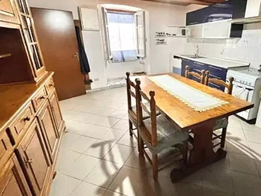 Immagine 17 di Terratetto in vendita  a Massa