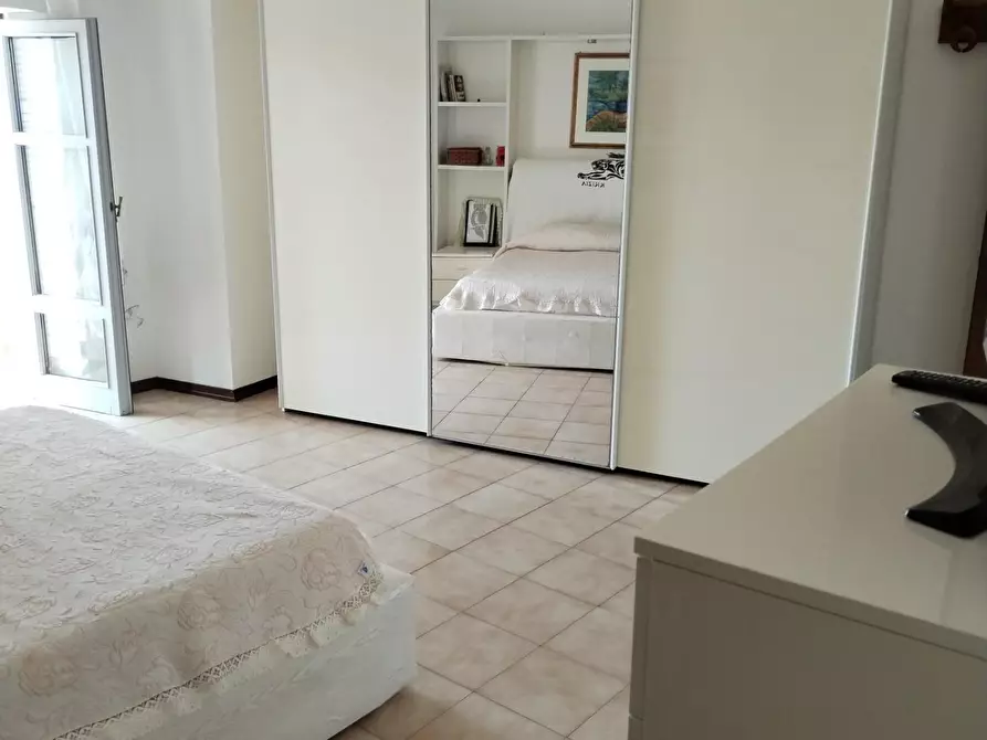 Immagine 18 di Terratetto in vendita  a Massa