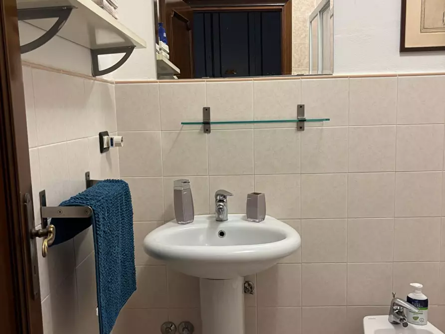 Immagine 8 di Appartamento in affitto  a Ameglia