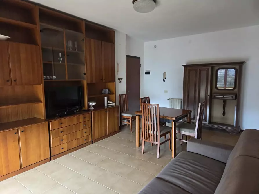 Immagine 5 di Appartamento in affitto  a Sarzana