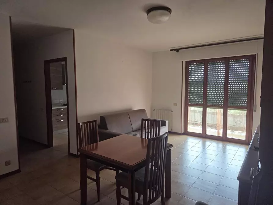 Immagine 4 di Appartamento in affitto  a Sarzana