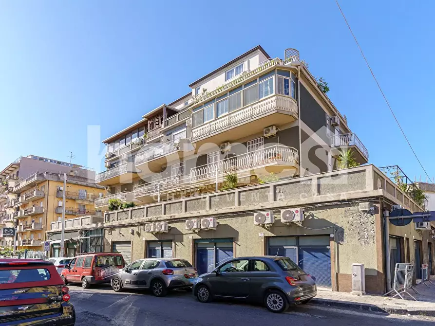 Immagine 5 di Appartamento in vendita  a Catania