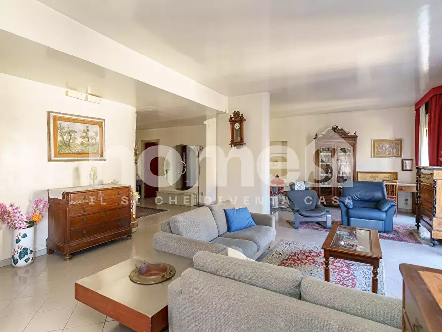 Immagine 13 di Appartamento in vendita  a Catania