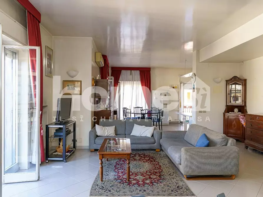 Immagine 11 di Appartamento in vendita  a Catania