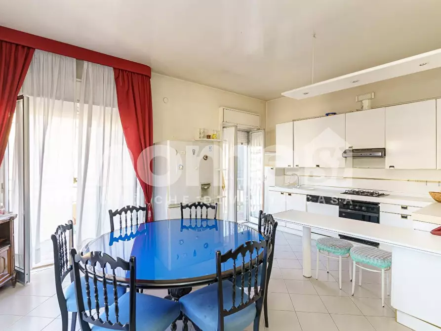 Immagine 14 di Appartamento in vendita  a Catania