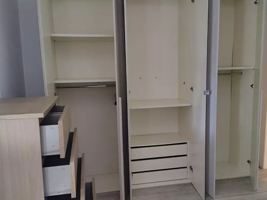 Immagine 7 di Appartamento in vendita  a Carrara