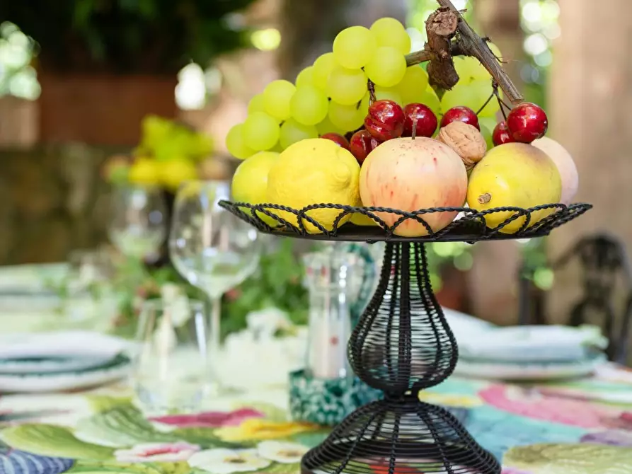 Immagine 56 di Villa in vendita  a Camaiore